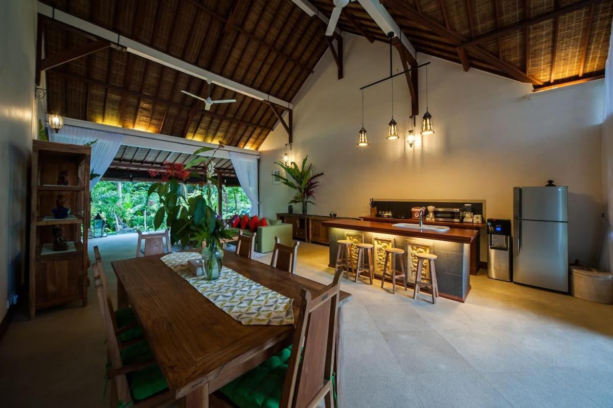 Luxury 3Br Infinity Jungle View Aashaya Villa Ubud Екстер'єр фото